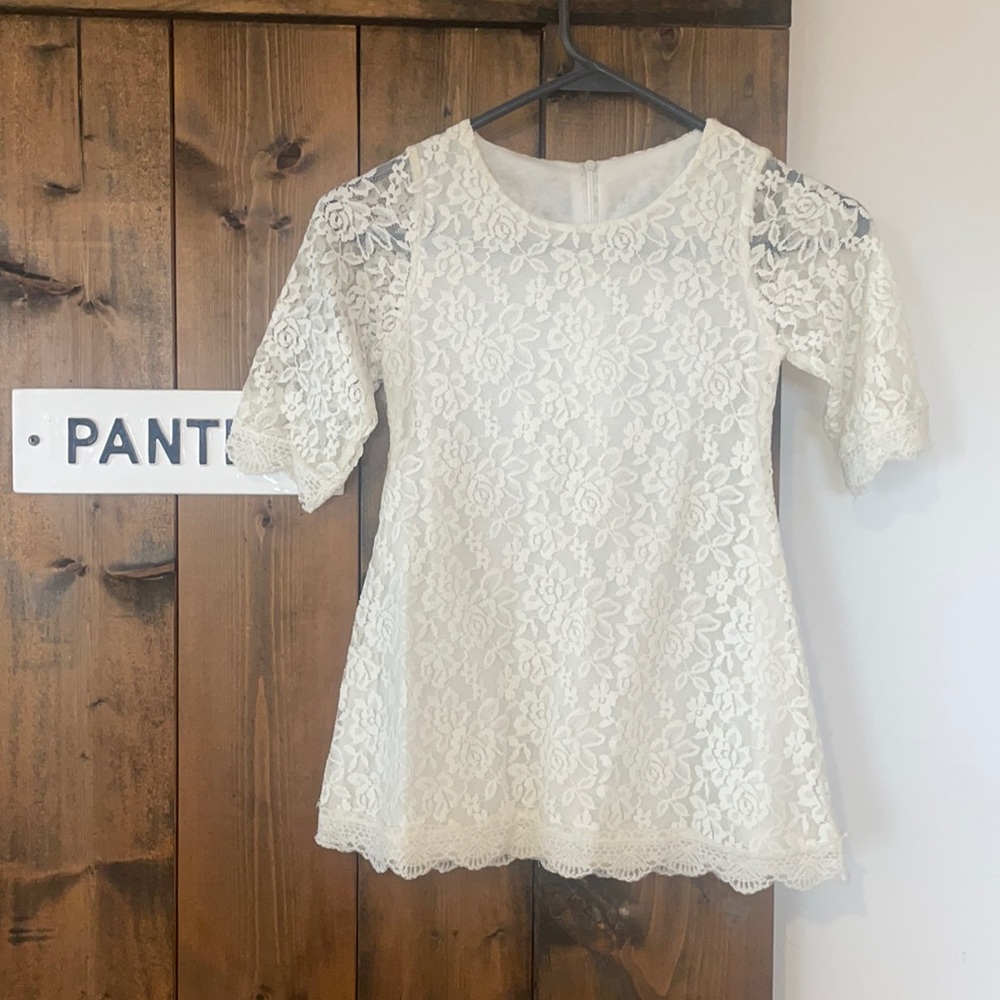 Flower girl lace dress